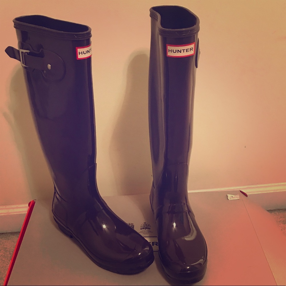 Size 9 Hunter Tall Rain Boots Purple